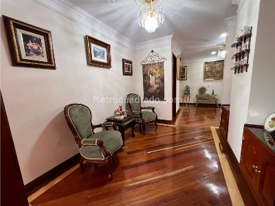 Apartamento de 3 alcobas en venta en Bosques De Pinos, Bogotá, 297 m² · foto 14 de 20