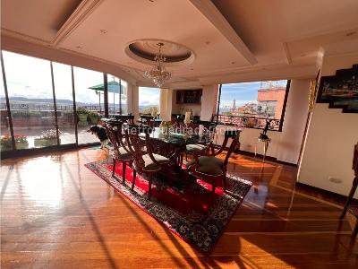 Apartamento de 3 alcobas en venta en Bosques De Pinos, Bogotá, 297 m² · foto 2 de 20