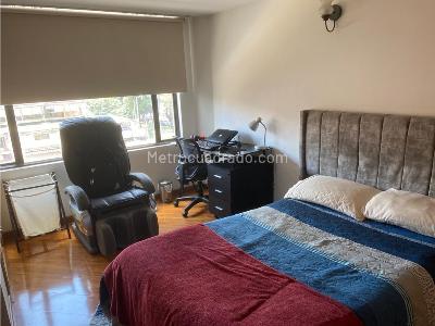 Apartamento de 3 alcobas en venta en Santa Barbara, Bogotá, 137 m² · foto 13 de 20