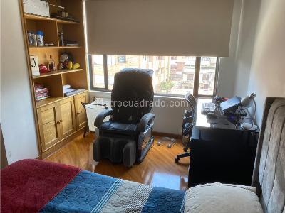 Apartamento de 3 alcobas en venta en Santa Barbara, Bogotá, 137 m² · foto 14 de 20