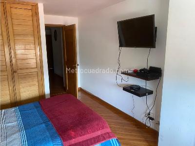 Apartamento de 3 alcobas en venta en Santa Barbara, Bogotá, 137 m² · foto 15 de 20
