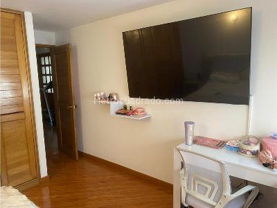 Apartamento de 3 alcobas en venta en Santa Barbara, Bogotá, 137 m² · foto 18 de 20