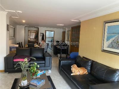 Apartamento de 3 alcobas en venta en Santa Barbara, Bogotá, 137 m² · foto 3 de 20