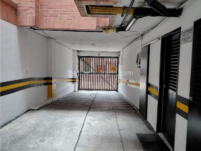 Apartamento en venta en Bella Suiza, Bogotá · foto 2 de 20