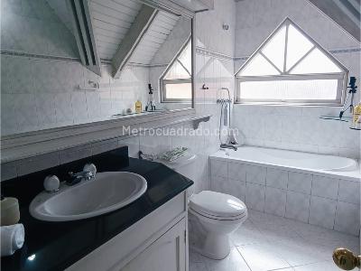 Casa en venta en Suba, Bogotá · foto 3 de 18