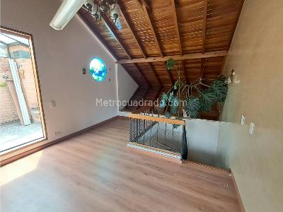 Casa de 4 alcobas en arriendo en Colina Campestre, Bogotá, 186 m² · foto 12 de 20