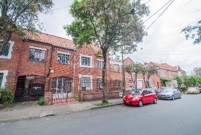 Office for rent in Quinta Camacho, Bogotá