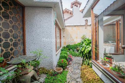 Casa de 5 alcobas en venta en Molinos Norte, Bogotá, 327 m² · foto 11 de 20