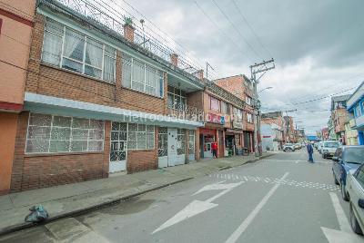 Casa de 5 alcobas en venta en Salazar Gomez, Bogotá, 410 m² · foto 2 de 20