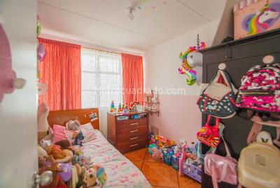 Casa de 5 alcobas en venta en Salazar Gomez, Bogotá, 410 m² · foto 6 de 20