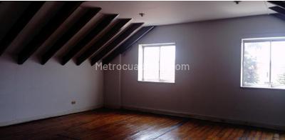 Casa de 5 alcobas en venta en Teusaquillo, Bogotá, 387 m² · foto 3 de 13