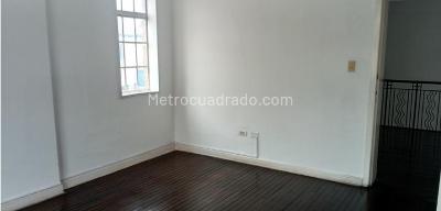 Casa de 5 alcobas en venta en Teusaquillo, Bogotá, 387 m² · foto 9 de 13