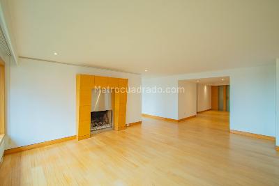 Apartamento de 3 alcobas en arriendo en Chico, Bogotá, 270 m² · foto 12 de 20