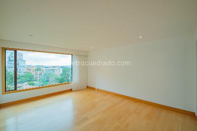 Apartamento de 3 alcobas en arriendo en Chico, Bogotá, 270 m² · foto 16 de 20