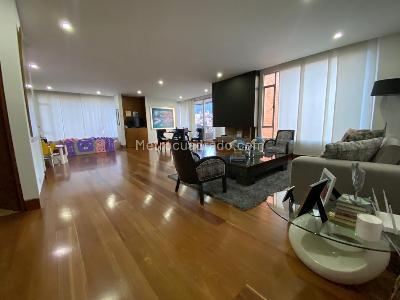 Apartamento de 3 alcobas en venta en La Cabrera, Bogotá, 241 m² · foto 4 de 18
