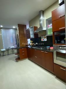 Apartamento de 3 alcobas en venta en La Cabrera, Bogotá, 241 m² · foto 9 de 18