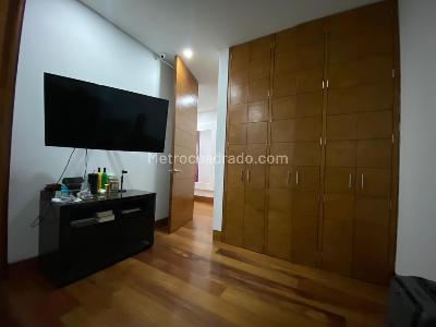 Apartamento de 3 alcobas en venta en La Cabrera, Bogotá, 241 m² · foto 18 de 18