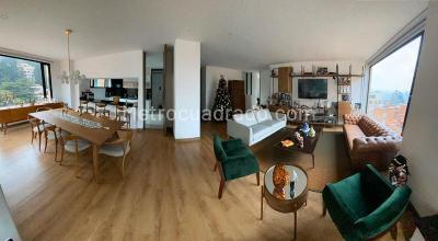 Apartamento de 3 alcobas en venta en Cr 5 87 32, Bogotá · foto 1 de 13