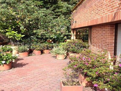 Apartamento de 3 alcobas en venta en Santana Oriental, Bogotá, 400 m² · foto 2 de 7