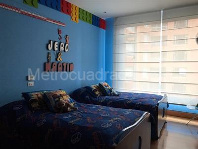 Apartamento de 3 alcobas en venta en Rosales Bella Vista, Bogotá, 285 m² · foto 9 de 13