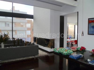 Apartamento de 2 alcobas en venta en La Cabrera, Bogotá, 300 m² · foto 2 de 20