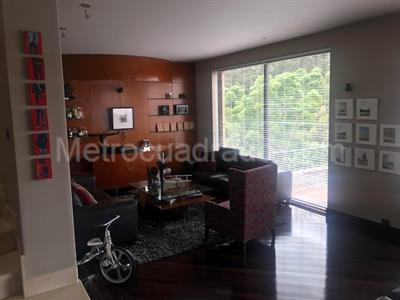 Casa de 4 alcobas en venta en Bosque Del Marquez, Bogotá, 460 m² · foto 5 de 19