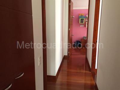 Apartamento de 3 alcobas en venta en Chico Reservado, Bogotá, 168 m² · foto 12 de 15