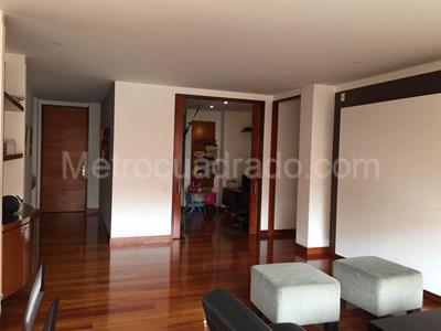 Apartamento de 3 alcobas en venta en Chico Reservado, Bogotá, 168 m² · foto 2 de 15