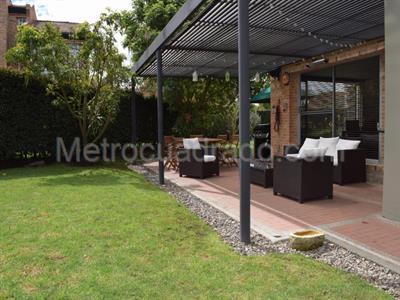 Casa de 4 alcobas en venta en San Simon Guaymaral, Bogotá, 340 m² · foto 4 de 17