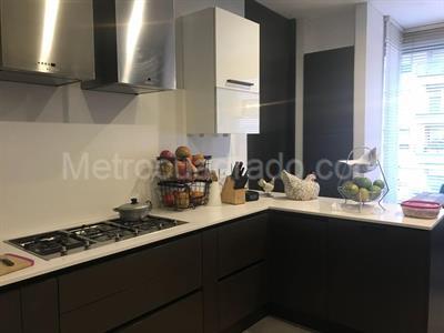 Apartamento de 3 alcobas en venta en La Cabrera, Bogotá, 210 m² · foto 13 de 20