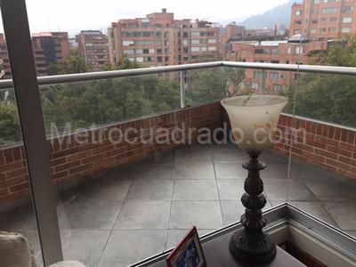 Apartamento de 3 alcobas en venta en La Cabrera, Bogotá, 270 m² · foto 3 de 5
