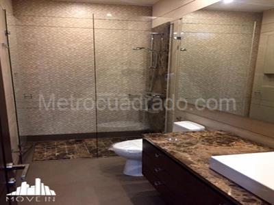 Apartamento de 3 alcobas en venta en La Cabrera, Bogotá, 210 m² · foto 9 de 12