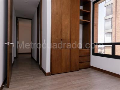 Apartamento de 3 alcobas en venta en Altos De Cabrera, Bogotá, 163 m² · foto 9 de 12