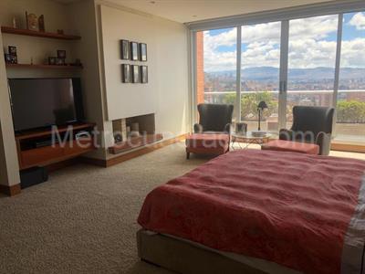 Apartamento de 4 alcobas en venta en Rosales Bella Vista, Bogotá, 360 m² · foto 3 de 17