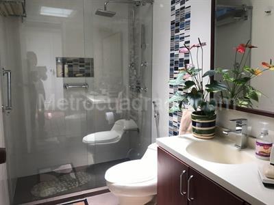 Casa de 3 alcobas en venta en Niza Norte, Bogotá, 260 m² · foto 13 de 15
