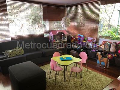 Apartamento de 3 alcobas en venta en Altos Del Retiro, Bogotá, 325 m² · foto 7 de 10