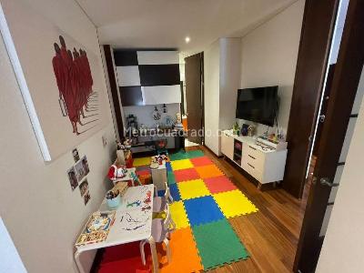 Apartamento de 3 alcobas en venta en Chico Museo, Bogotá, 147 m² · foto 9 de 11