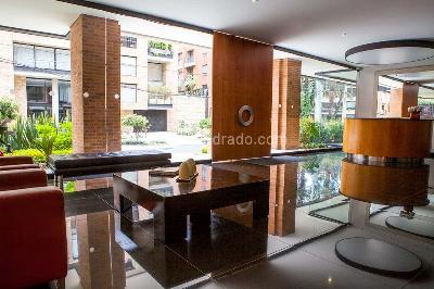 Apartamento de 3 alcobas en venta en Chico Museo, Bogotá, 147 m² · foto 10 de 11