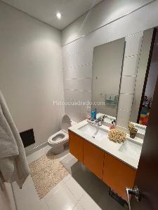 Apartamento de 3 alcobas en venta en Chico Museo, Bogotá, 147 m² · foto 11 de 11