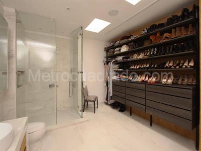Apartamento de 3 alcobas en venta en La Cabrera, Bogotá, 270 m² · foto 2 de 19