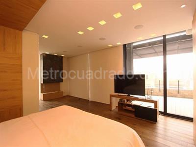 Apartamento de 3 alcobas en venta en La Cabrera, Bogotá, 270 m² · foto 4 de 19