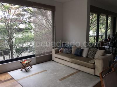 Apartamento de 3 alcobas en venta en La Cabrera, Bogotá, 231 m² · foto 4 de 15