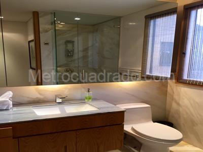Apartamento de 3 alcobas en arriendo en Chico Reservado, Bogotá, 280 m² · foto 4 de 15
