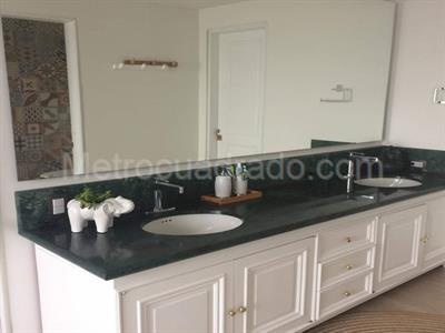 Apartamento de 3 alcobas en venta en Rosales Bella Vista, Bogotá, 316 m² · foto 6 de 10