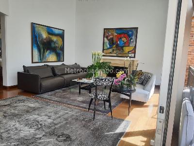 Apartamento de 4 alcobas en venta en La Cabrera Reservado, Bogotá, 477 m² · foto 3 de 20