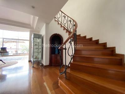Apartamento de 4 alcobas en venta en La Cabrera Reservado, Bogotá, 477 m² · foto 17 de 20
