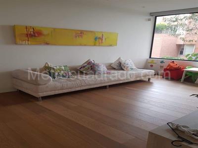 Apartamento de 3 alcobas en venta en Rosales Refugio, Bogotá, 256 m² · foto 12 de 13