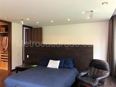 Apartamento de 3 alcobas en venta en Refugio Del Chico Alto, Bogotá, 341 m² · foto 18 de 18