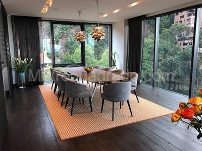 Apartamento de 3 alcobas en venta en Refugio Del Chico Alto, Bogotá, 341 m² · foto 1 de 18