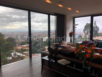 Apartamento de 3 alcobas en venta en Refugio Del Chico Alto, Bogotá, 341 m² · foto 5 de 18